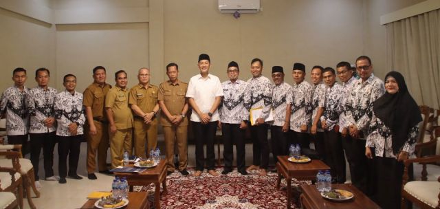 Bupati Asgianto Terima Audiensi PGRI PALI, Perkuat Sinergi untuk Kemajuan Pendidikan