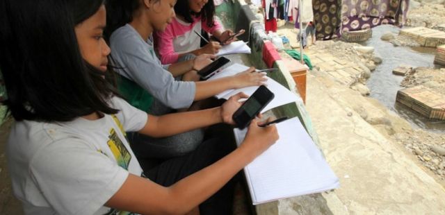 Kucurkan Rp7,2 Triliun! Pemerintah Bakal Bantu Pulsa Internet untuk Belajar