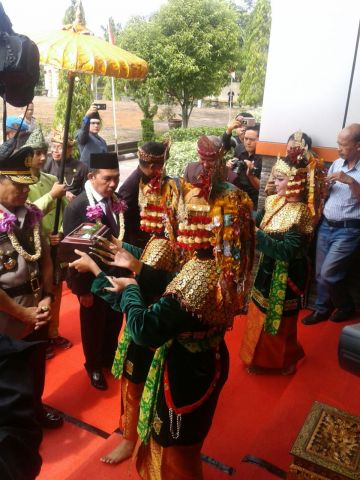 Wagub Sumsel Hadiri  Paripurna Istimewa DPRD