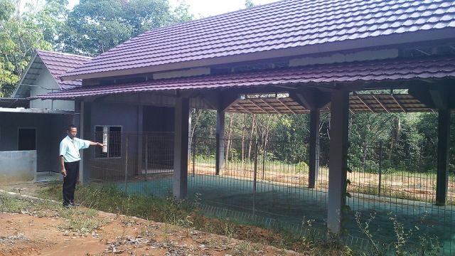 Bangunan Bank Sampah Talang Kemang Mubazir, Bupati Minta Maaf