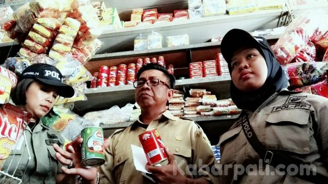 Cari Sarden Bercacing, Disperindag PALI Sidak Minimarket