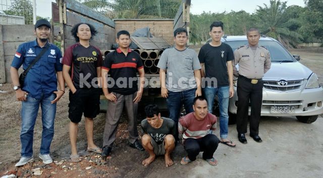 Polisi Ciduk Maling Pipa Pertamina Adera