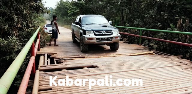 Jembatan di Jeramba Besi Mulai dijarah Tangan Jahil