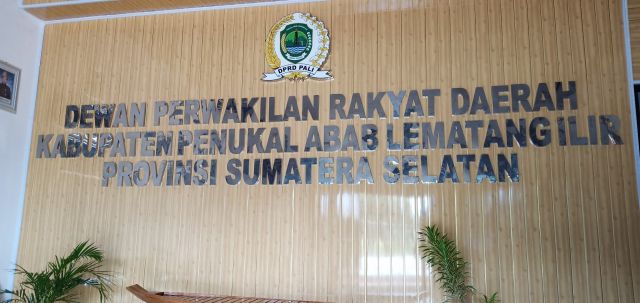 Diterpa Isu SPJ Fiktif, Kantor DPRD PALI Lengang