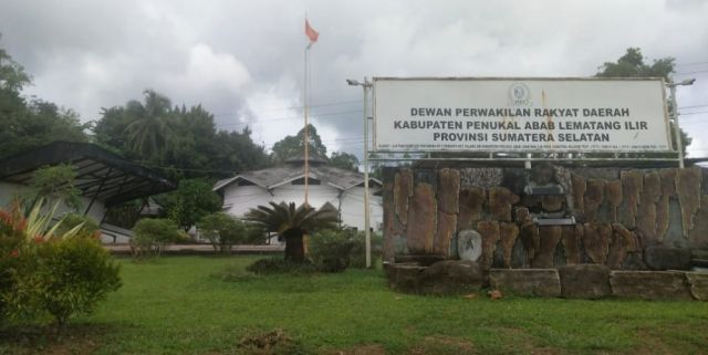 Kasihan! TKS di DPRD PALI 'dirumahkan' Semua