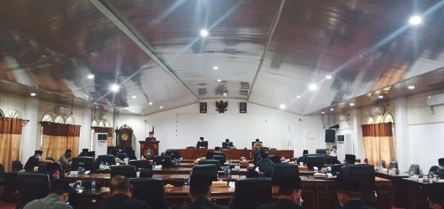 DPRD PALI Umumkan Pemberhentian Bupati dan Wakil Bupati