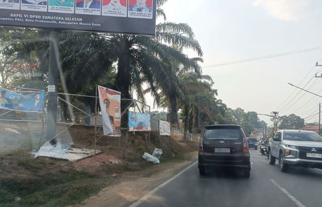 Baru Tahapan DCS, Baliho Bacaleg di PALI Sudah Bertebaran