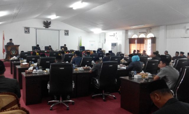 Pemerintah Ajukan RAPBD PALI 2017 Sebesar Rp833 M