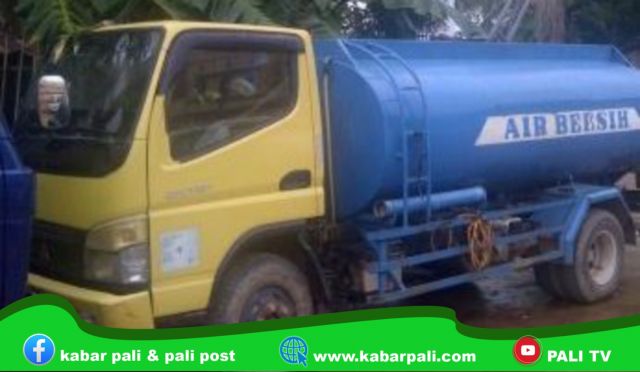 Mobil Tangki PDAM ditarik Ke Muara Enim, Pelanggan di PALI Kelabakan