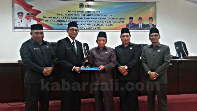 Beragam Aspirasi dari DPRD Warnai Pengesahan APBD 2019