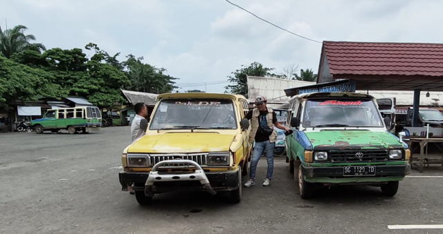Mobil Travel Tua di PALI, Bertahan di Sepanjang Usia