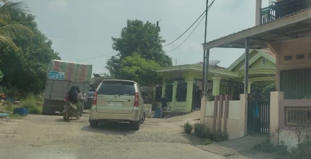Jalannya Rusak, Angkutan Batubara Mulai Lewat Pemukiman Penduduk