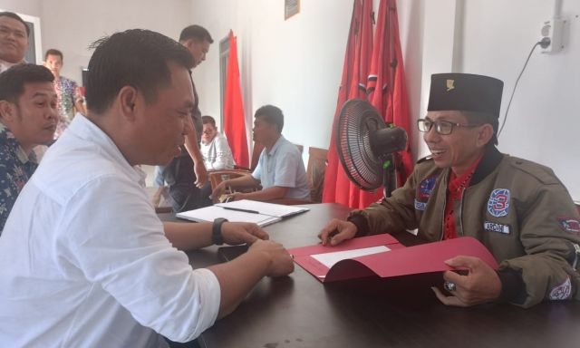 Siap Bertarung Lagi di Pilkada PALI, Devi Harianto Awali Daftar Balonbup di PDIP