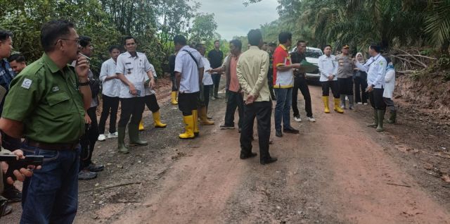 Tim Bentukan Pemkab PALI Ukur Lahan Sengketa Warga vs PT Agro