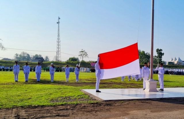 Pesan Bupati PALI pada Upacara HUT ke-77 RI : Tingkatkan Semangat Gotong Royong!
