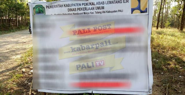 Ini Dasar Hukum Kenapa Pemborong Harus Pasang Papan Proyek