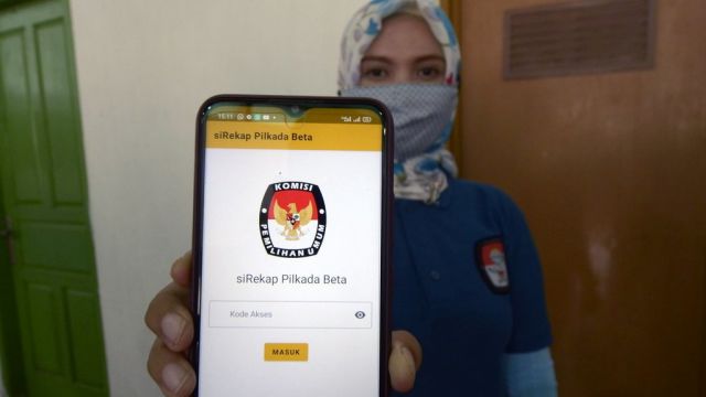 Persoalan Sinyal, 'Sirekap' Lambat Input Data